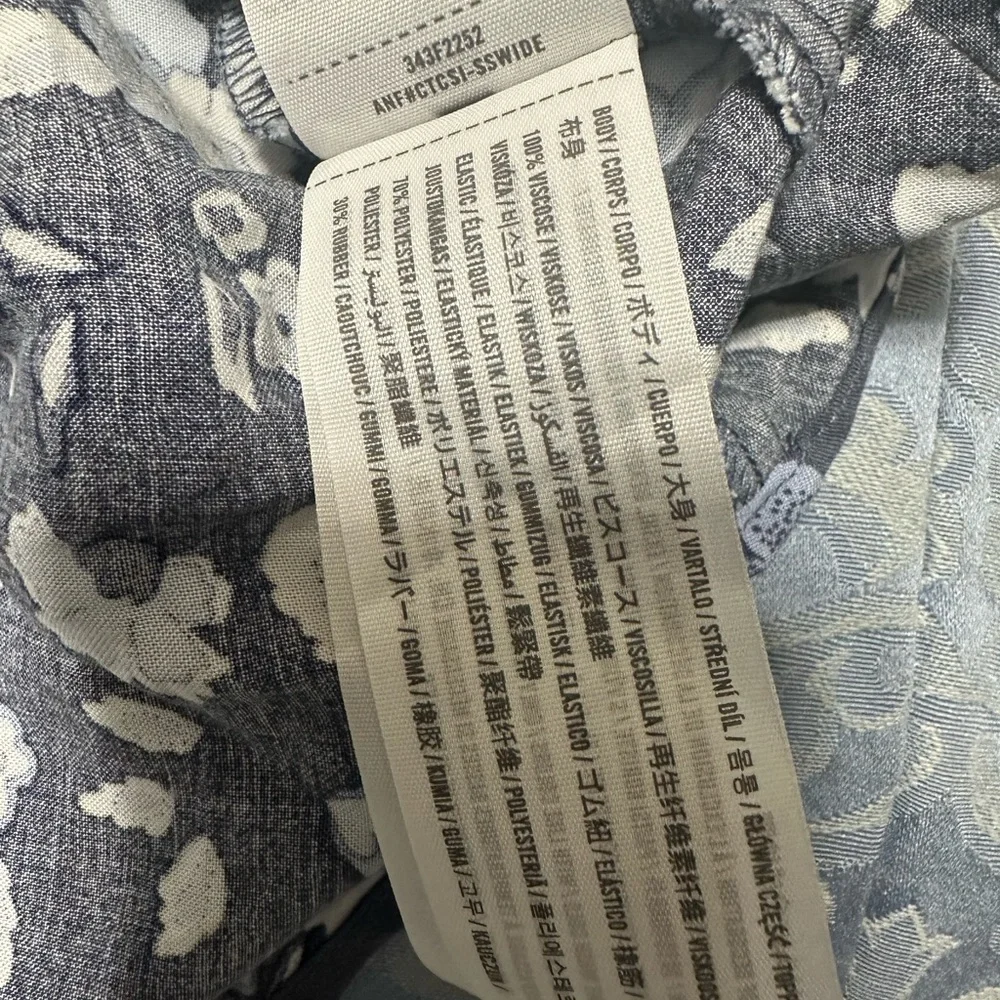 Hollister Ultra High-Rise Skirt NWOT
